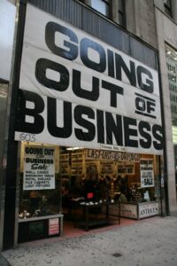 a blogger taken this image of a fail business which is closing down his business together with his business blog soon